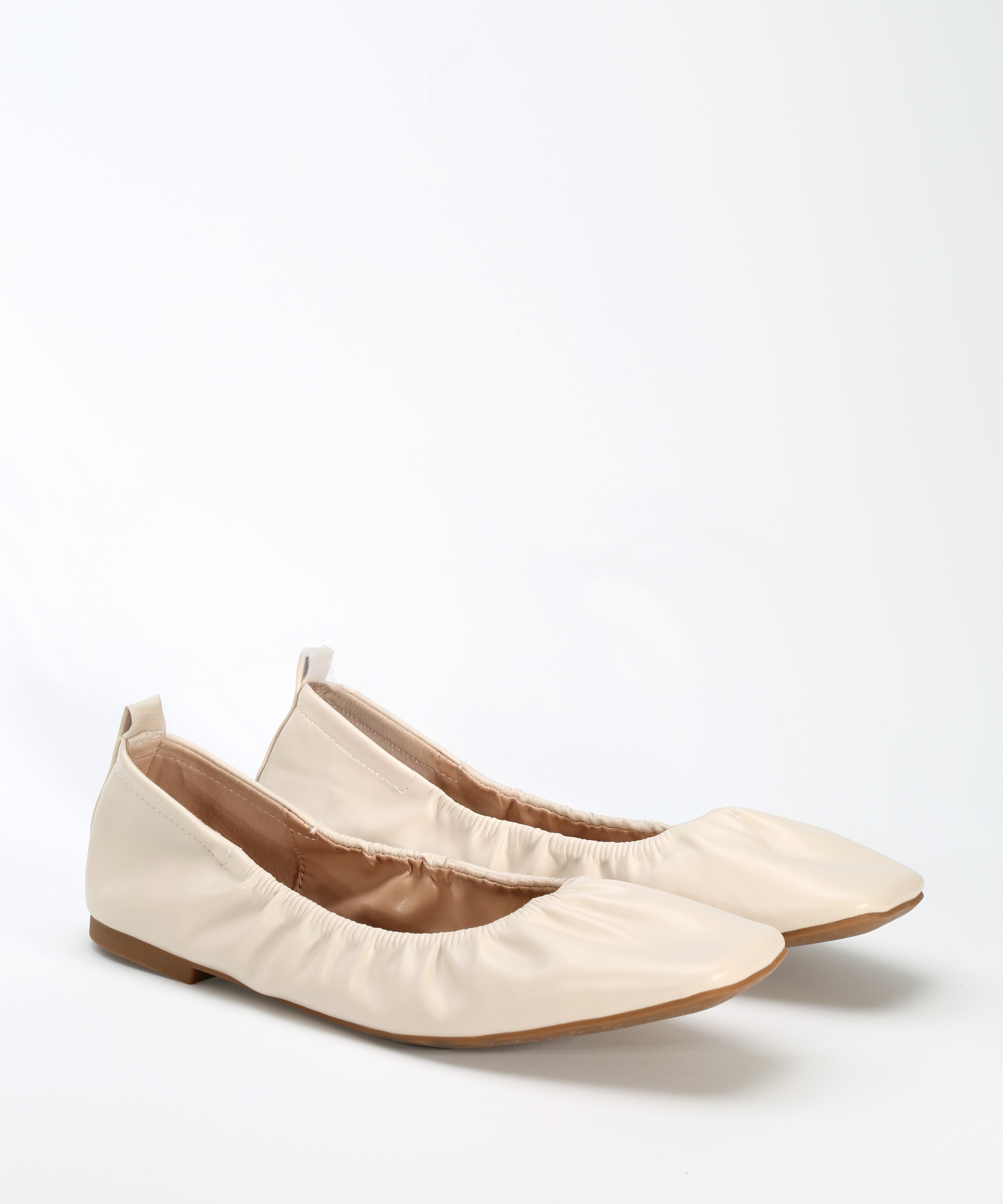 Bailarinas fruncidas image number null